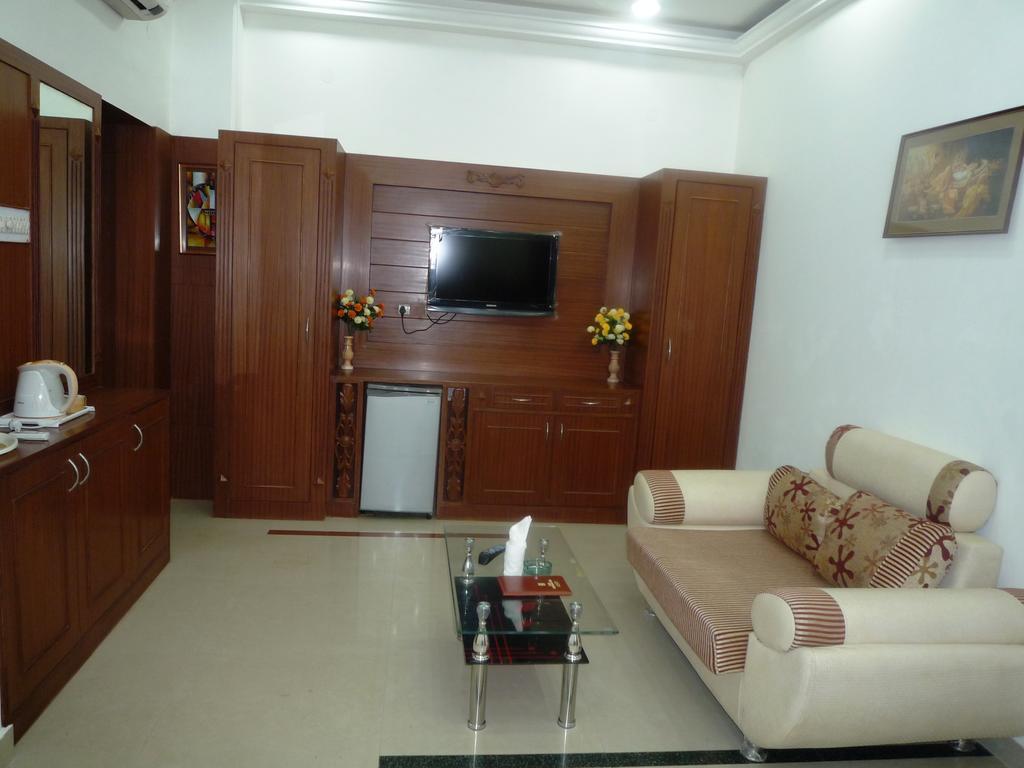 Hotel Sunrise Inn Lucknow Exterior foto